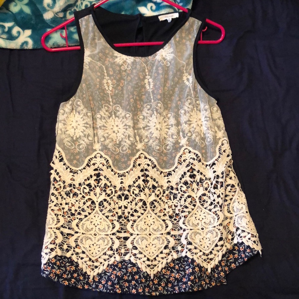 Short Cut  Blouse